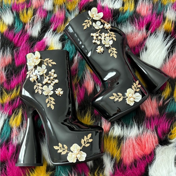 Azalea Wang Chunky Black Boots - Picture 1 of 12
